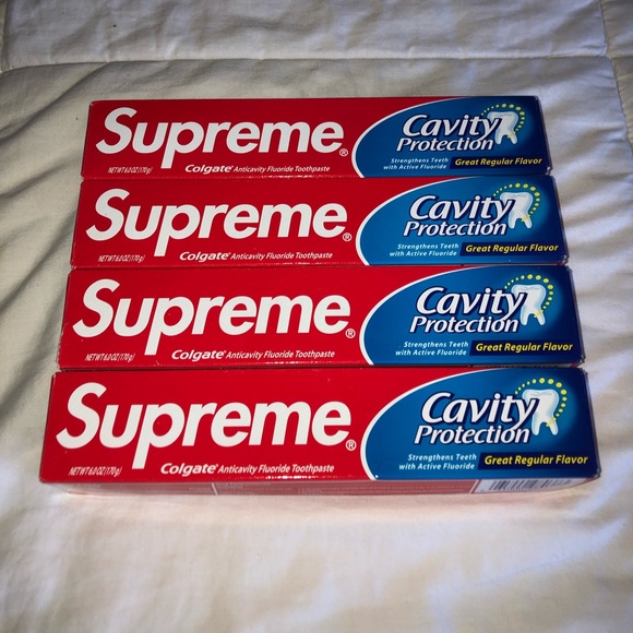 Supreme Colgate Toothpaste - Picture 2 of 4